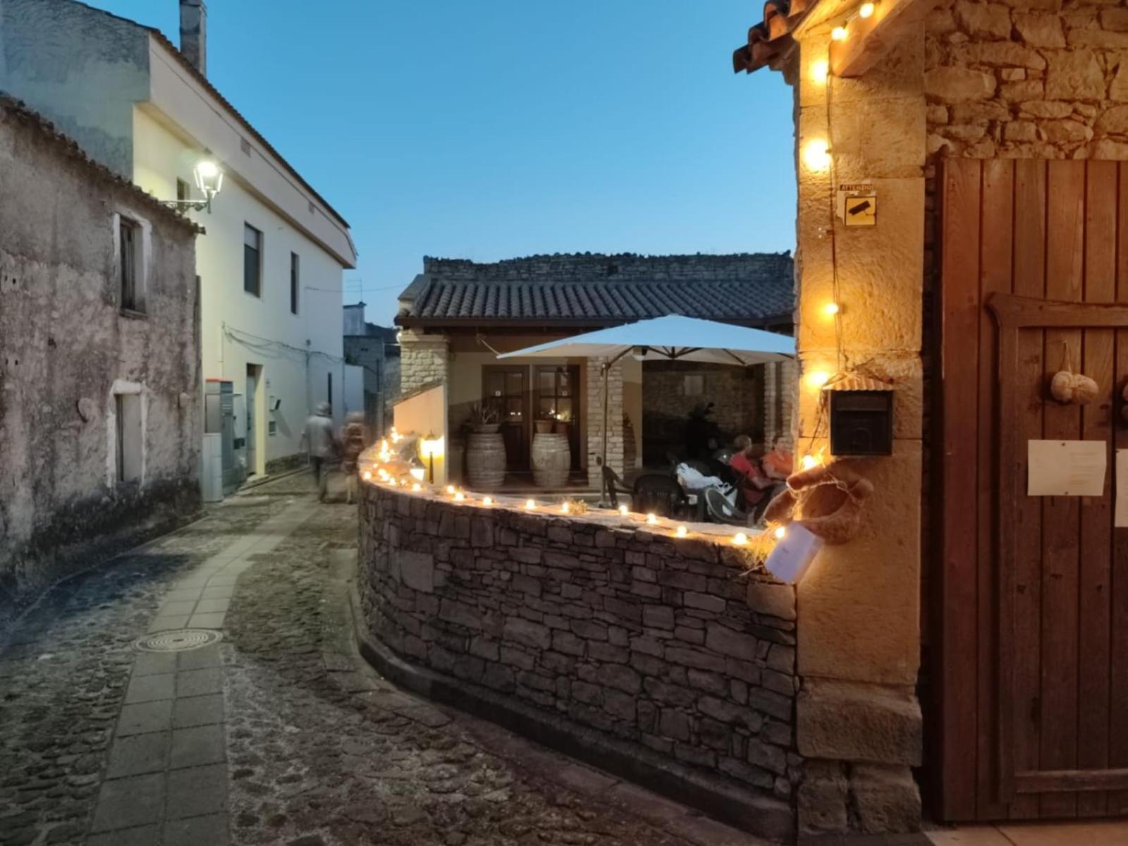 Albergo Diffuso Il Mandorlo Baressa Exterior photo