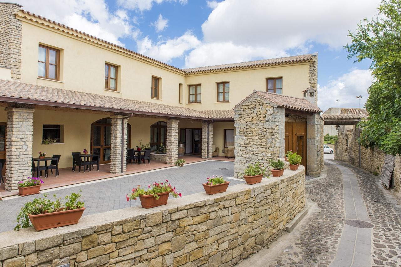 Albergo Diffuso Il Mandorlo Baressa Exterior photo